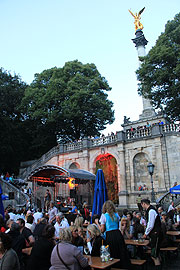 Friedensenegelfest (Bild: MartiN Schmitz)